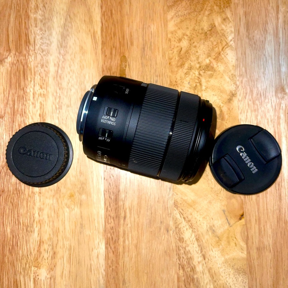 Canon EF-S 18-135mm f/3.5-5.6 is Standard Zoom Lens for Canon Digital SLR Camera